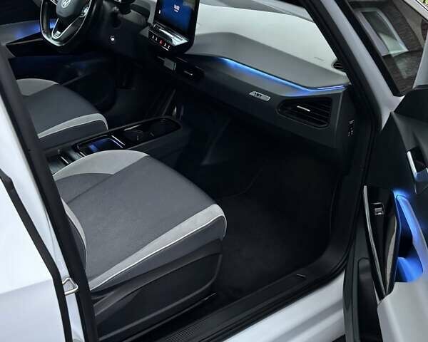 Білий Фольксваген ID.3, об'ємом двигуна 0 л та пробігом 200 тис. км за 13999 $, фото 14 на Automoto.ua