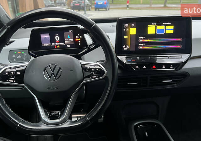 Белый Фольксваген ID.3, объемом двигателя 0 л и пробегом 127 тыс. км за 17499 $, фото 110 на Automoto.ua