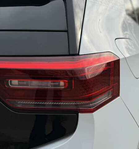 Белый Фольксваген ID.3, объемом двигателя 0 л и пробегом 160 тыс. км за 15800 $, фото 4 на Automoto.ua