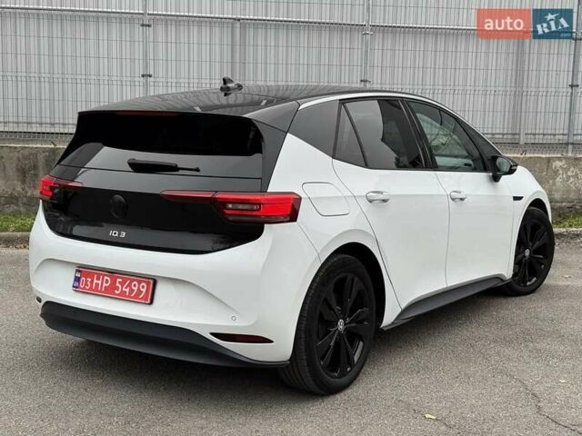 Белый Фольксваген ID.3, объемом двигателя 0 л и пробегом 170 тыс. км за 15900 $, фото 5 на Automoto.ua