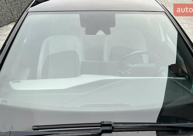 Белый Фольксваген ID.3, объемом двигателя 0 л и пробегом 127 тыс. км за 17499 $, фото 61 на Automoto.ua