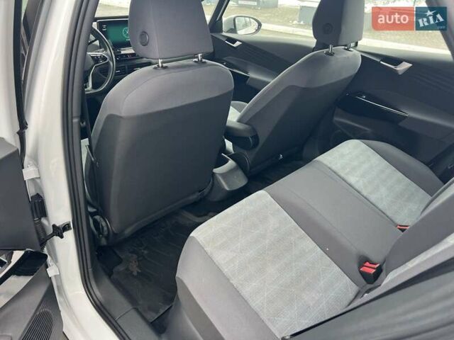 Белый Фольксваген ID.3, объемом двигателя 0 л и пробегом 86 тыс. км за 15499 $, фото 32 на Automoto.ua