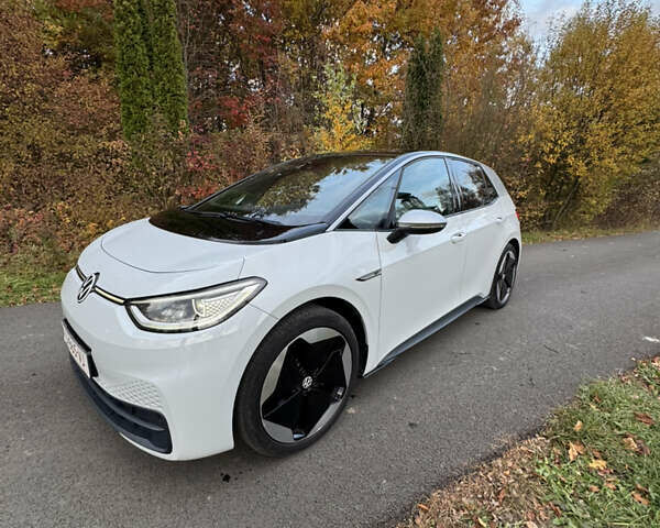 Фольксваген ID.3 2020 в Ивано-Франковске на Automoto.ua Белый Фольксваген ID.3, объемом двигателя 0 л и пробегом 165 тыс. км за 16800 $, фото 14 на Automoto.ua
