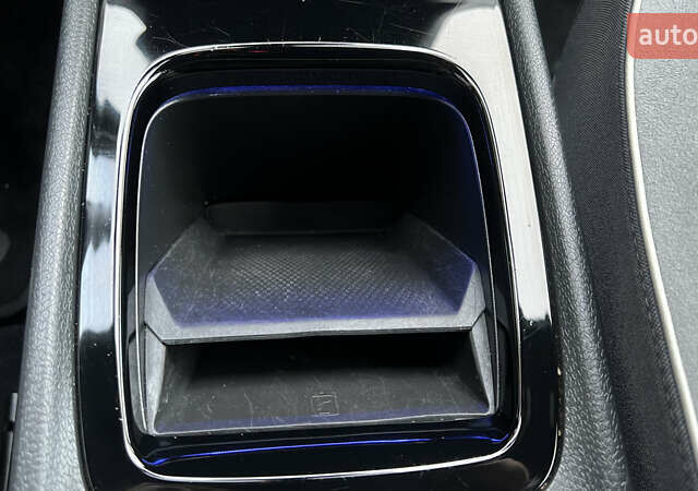 Белый Фольксваген ID.3, объемом двигателя 0 л и пробегом 127 тыс. км за 17499 $, фото 128 на Automoto.ua