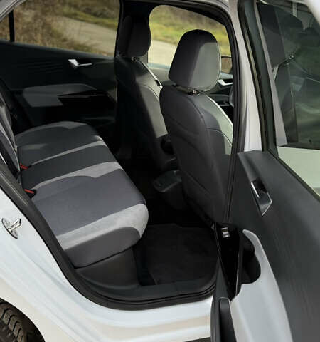 Белый Фольксваген ID.3, объемом двигателя 0 л и пробегом 160 тыс. км за 15800 $, фото 26 на Automoto.ua