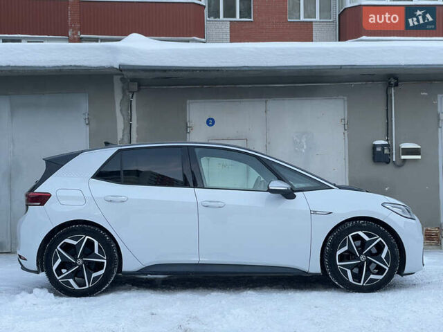 Білий Фольксваген ID.3, об'ємом двигуна 0 л та пробігом 118 тис. км за 17590 $, фото 5 на Automoto.ua