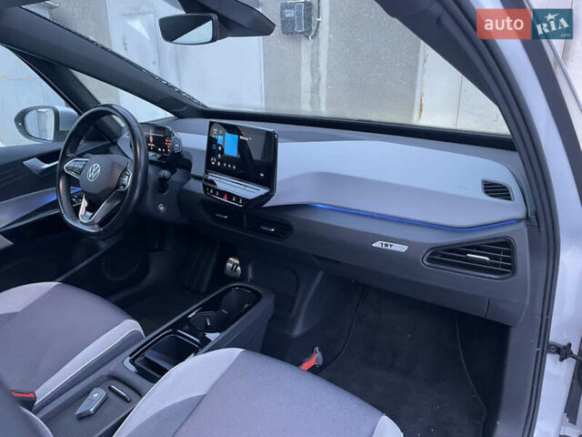 Білий Фольксваген ID.3, об'ємом двигуна 0 л та пробігом 118 тис. км за 17590 $, фото 23 на Automoto.ua