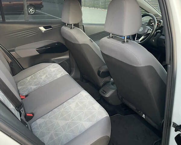 Білий Фольксваген ID.3, об'ємом двигуна 0 л та пробігом 98 тис. км за 16699 $, фото 48 на Automoto.ua