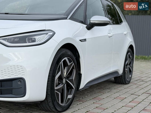 Фольксваген ID.3 2020 в Луцке на Automoto.ua Белый Фольксваген ID.3, объемом двигателя 0 л и пробегом 148 тыс. км за 17500 $, фото 3 на Automoto.ua