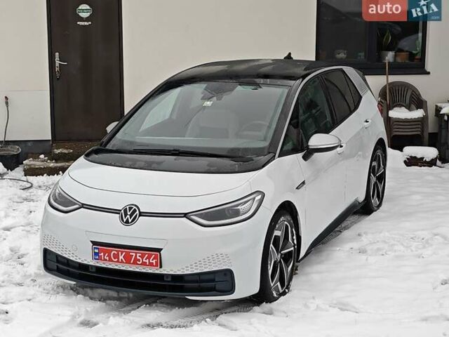 Белый Фольксваген ID.3, объемом двигателя 0 л и пробегом 162 тыс. км за 15400 $, фото 6 на Automoto.ua