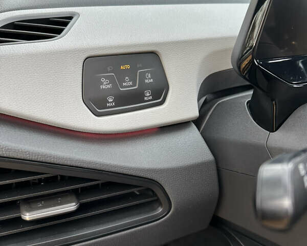 Белый Фольксваген ID.3, объемом двигателя 0 л и пробегом 164 тыс. км за 16500 $, фото 11 на Automoto.ua