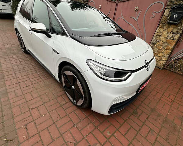 Белый Фольксваген ID.3, объемом двигателя 0 л и пробегом 164 тыс. км за 16800 $, фото 2 на Automoto.ua