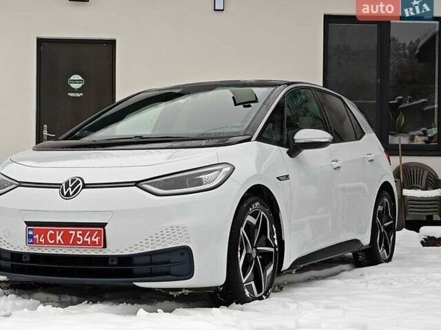 Белый Фольксваген ID.3, объемом двигателя 0 л и пробегом 162 тыс. км за 15400 $, фото 8 на Automoto.ua