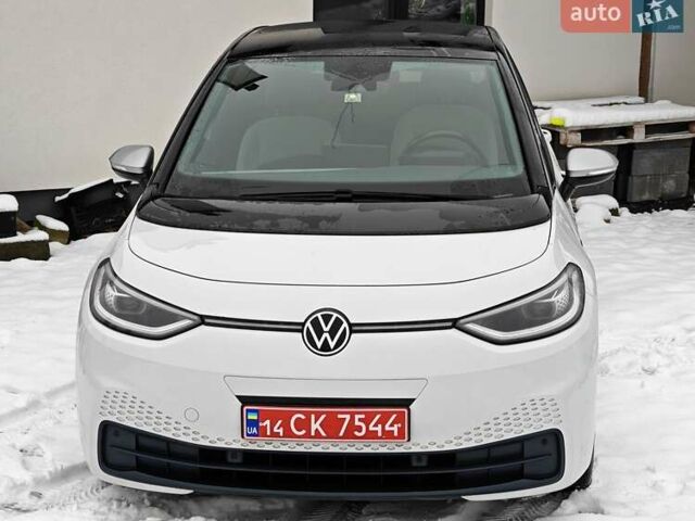 Белый Фольксваген ID.3, объемом двигателя 0 л и пробегом 162 тыс. км за 15400 $, фото 19 на Automoto.ua