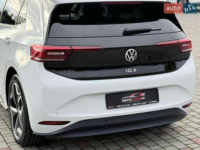 Фольксваген ID.3 2020 в Луцке на Automoto.ua Белый Фольксваген ID.3, объемом двигателя 0 л и пробегом 148 тыс. км за 17500 $, фото 11 на Automoto.ua