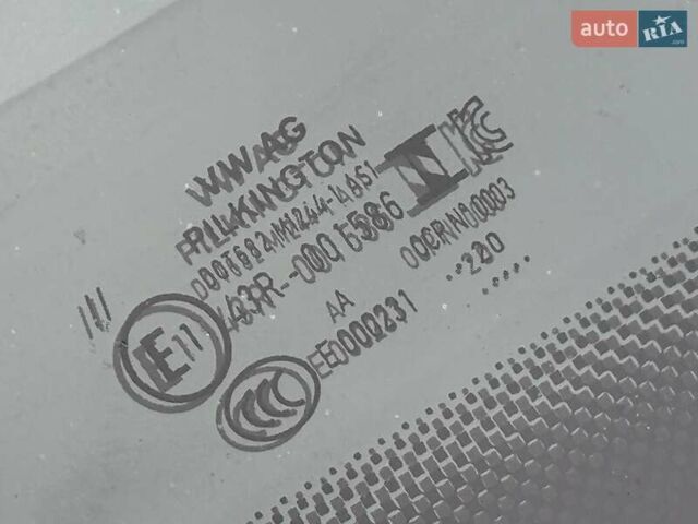 Белый Фольксваген ID.3, объемом двигателя 0 л и пробегом 170 тыс. км за 15900 $, фото 7 на Automoto.ua