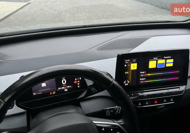 Белый Фольксваген ID.3, объемом двигателя 0 л и пробегом 127 тыс. км за 17499 $, фото 132 на Automoto.ua