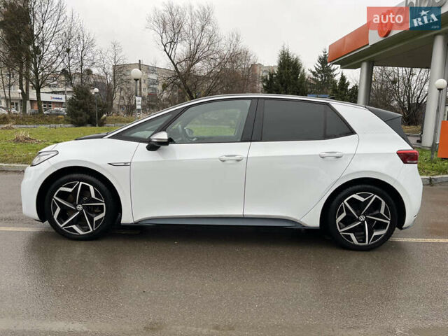 Білий Фольксваген ID.3, об'ємом двигуна 0 л та пробігом 85 тис. км за 17999 $, фото 4 на Automoto.ua