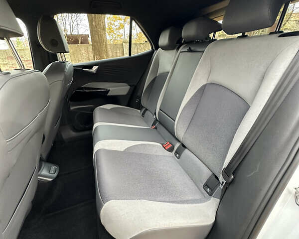 Белый Фольксваген ID.3, объемом двигателя 0 л и пробегом 164 тыс. км за 16500 $, фото 16 на Automoto.ua