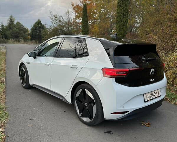 Фольксваген ID.3 2020 в Ивано-Франковске на Automoto.ua Белый Фольксваген ID.3, объемом двигателя 0 л и пробегом 165 тыс. км за 16800 $, фото 2 на Automoto.ua