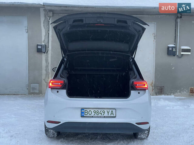 Білий Фольксваген ID.3, об'ємом двигуна 0 л та пробігом 118 тис. км за 17590 $, фото 9 на Automoto.ua
