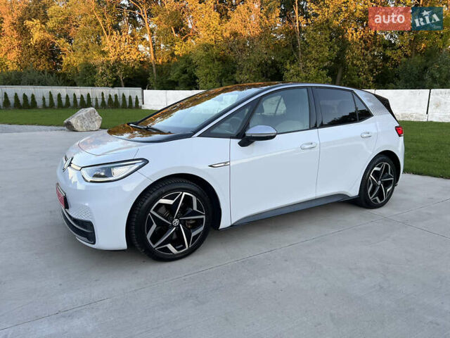 Білий Фольксваген ID.3, об'ємом двигуна 0 л та пробігом 93 тис. км за 17799 $, фото 3 на Automoto.ua