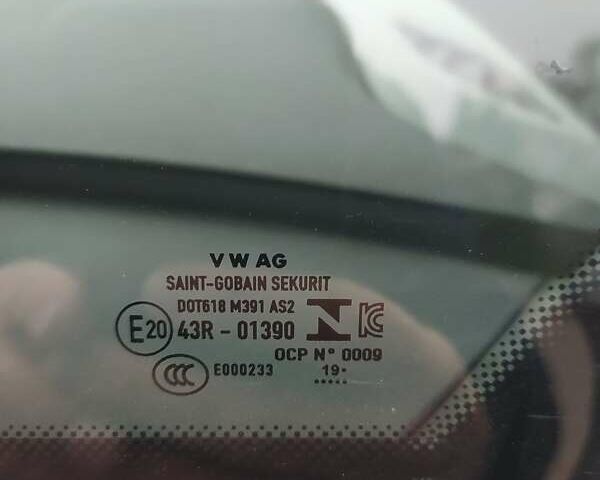 Белый Фольксваген ID.3, объемом двигателя 0 л и пробегом 68 тыс. км за 17400 $, фото 15 на Automoto.ua