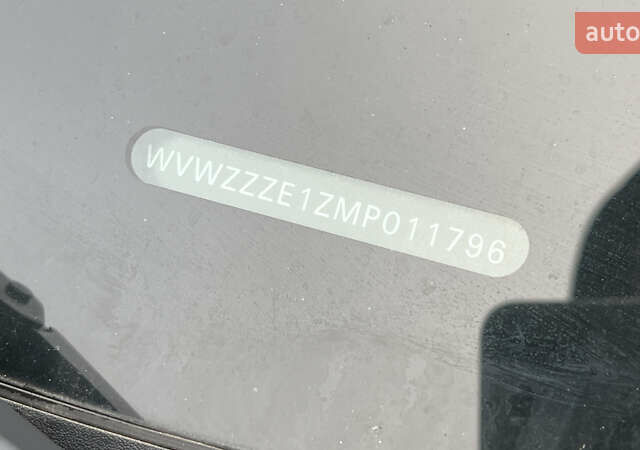 Белый Фольксваген ID.3, объемом двигателя 0 л и пробегом 127 тыс. км за 17499 $, фото 33 на Automoto.ua