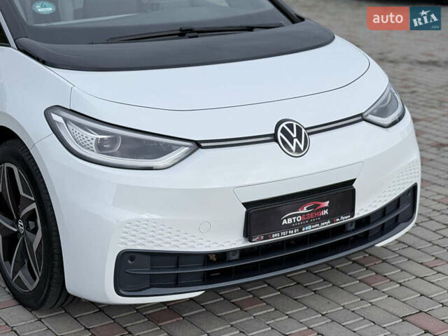 Фольксваген ID.3 2020 в Луцке на Automoto.ua Белый Фольксваген ID.3, объемом двигателя 0 л и пробегом 148 тыс. км за 17500 $, фото 5 на Automoto.ua