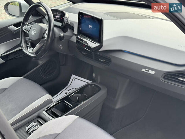 Фольксваген ID.3 2020 в Луцке на Automoto.ua Белый Фольксваген ID.3, объемом двигателя 0 л и пробегом 148 тыс. км за 17500 $, фото 25 на Automoto.ua