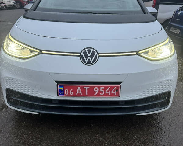 Белый Фольксваген ID.3, объемом двигателя 0 л и пробегом 60 тыс. км за 16300 $, фото 13 на Automoto.ua