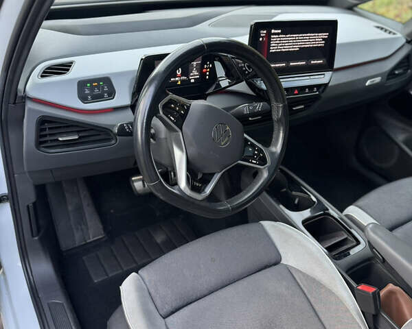 Фольксваген ID.3 2020 в Ивано-Франковске на Automoto.ua Белый Фольксваген ID.3, объемом двигателя 0 л и пробегом 165 тыс. км за 16800 $, фото 19 на Automoto.ua