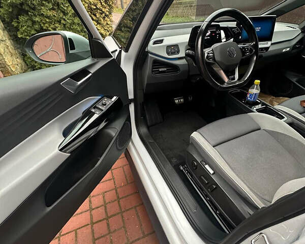 Белый Фольксваген ID.3, объемом двигателя 0 л и пробегом 164 тыс. км за 16800 $, фото 36 на Automoto.ua