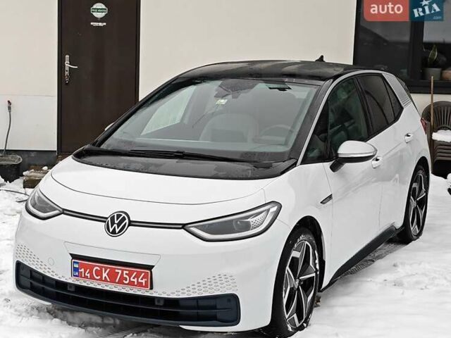 Белый Фольксваген ID.3, объемом двигателя 0 л и пробегом 162 тыс. км за 15400 $, фото 9 на Automoto.ua