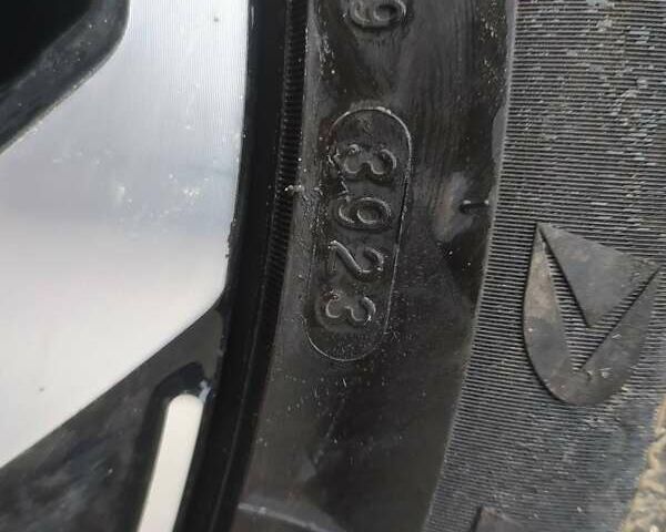 Белый Фольксваген ID.3, объемом двигателя 0 л и пробегом 68 тыс. км за 17400 $, фото 16 на Automoto.ua