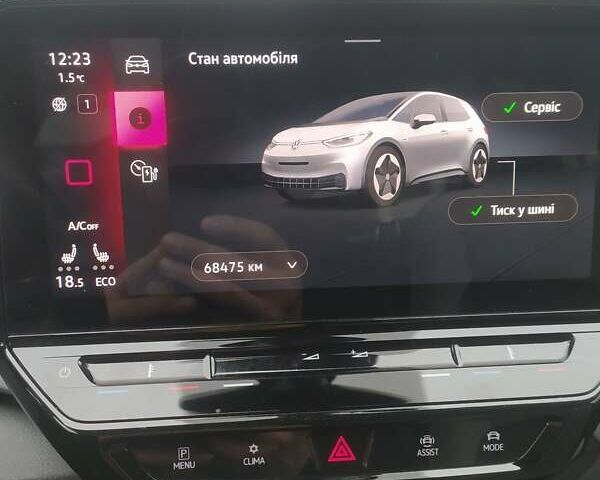 Белый Фольксваген ID.3, объемом двигателя 0 л и пробегом 68 тыс. км за 17400 $, фото 17 на Automoto.ua