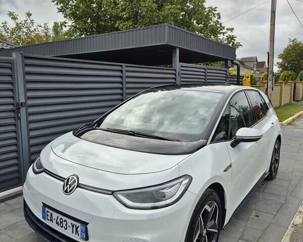 Белый Фольксваген ID.3, объемом двигателя 0 л и пробегом 168 тыс. км за 15900 $, фото 2 на Automoto.ua