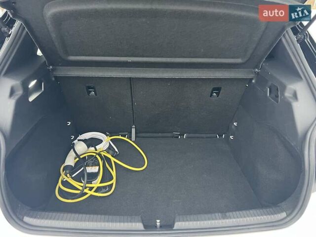 Білий Фольксваген ID.3, об'ємом двигуна 0 л та пробігом 88 тис. км за 15750 $, фото 30 на Automoto.ua