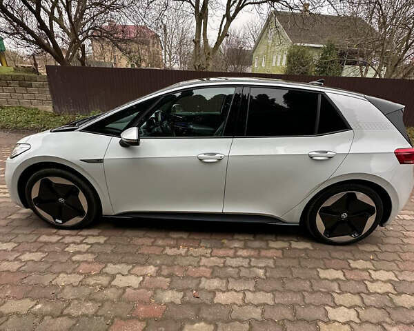 Белый Фольксваген ID.3, объемом двигателя 0 л и пробегом 164 тыс. км за 16800 $, фото 4 на Automoto.ua