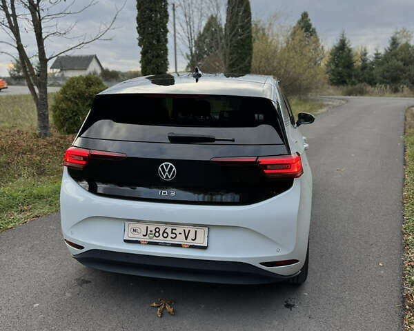 Фольксваген ID.3 2020 в Ивано-Франковске на Automoto.ua Белый Фольксваген ID.3, объемом двигателя 0 л и пробегом 165 тыс. км за 16800 $, фото 3 на Automoto.ua