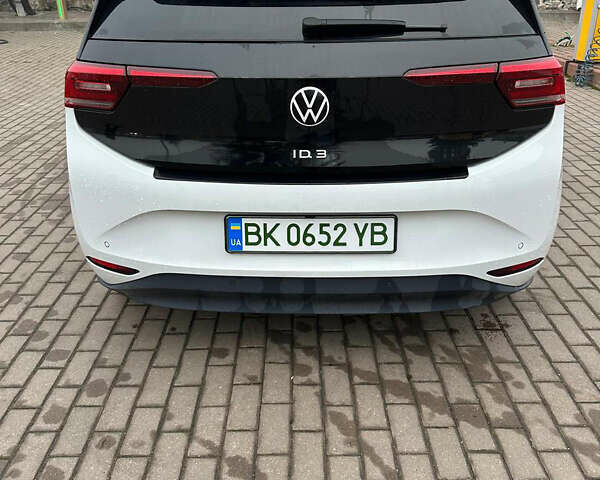 Белый Фольксваген ID.3, объемом двигателя 0 л и пробегом 164 тыс. км за 16800 $, фото 42 на Automoto.ua