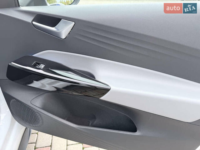 Фольксваген ID.3 2020 в Луцке на Automoto.ua Белый Фольксваген ID.3, объемом двигателя 0 л и пробегом 148 тыс. км за 17500 $, фото 27 на Automoto.ua