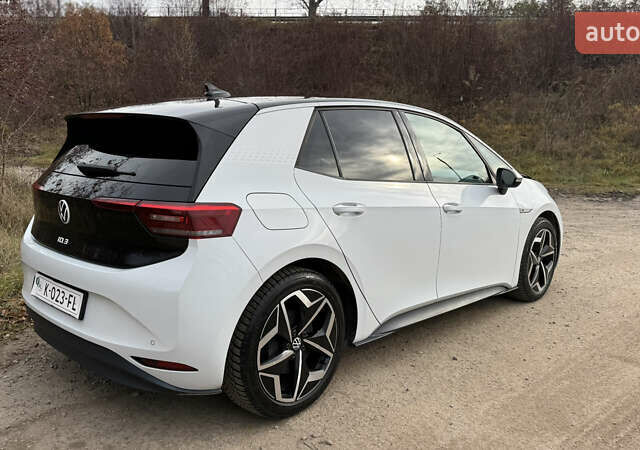 Белый Фольксваген ID.3, объемом двигателя 0 л и пробегом 160 тыс. км за 15800 $, фото 3 на Automoto.ua