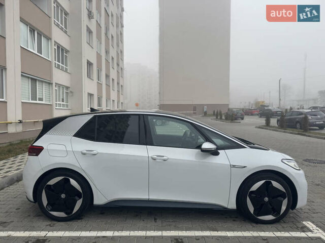 Белый Фольксваген ID.3, объемом двигателя 0 л и пробегом 109 тыс. км за 16750 $, фото 10 на Automoto.ua