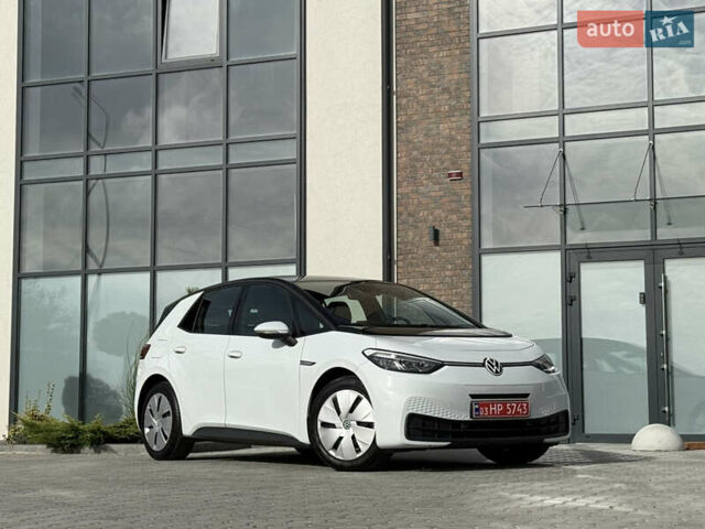 Білий Фольксваген ID.3, об'ємом двигуна 0 л та пробігом 119 тис. км за 15999 $, фото 4 на Automoto.ua