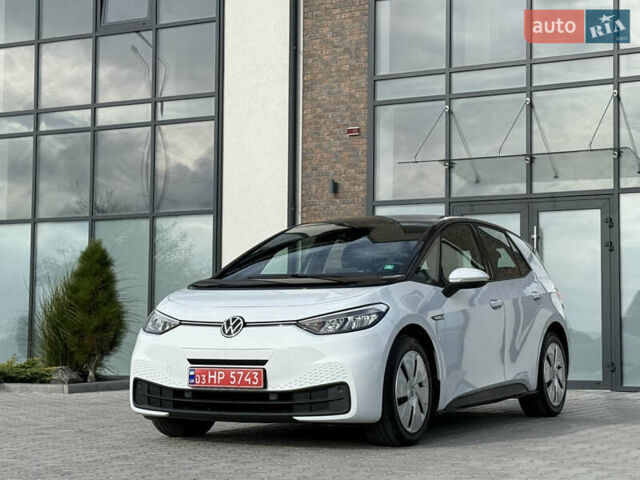 Білий Фольксваген ID.3, об'ємом двигуна 0 л та пробігом 119 тис. км за 15999 $, фото 9 на Automoto.ua