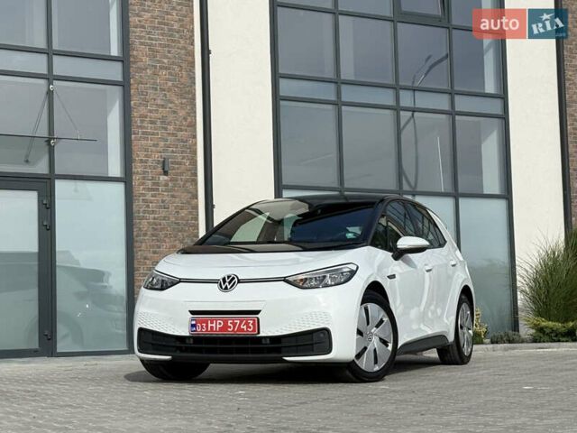 Білий Фольксваген ID.3, об'ємом двигуна 0 л та пробігом 119 тис. км за 15999 $, фото 11 на Automoto.ua