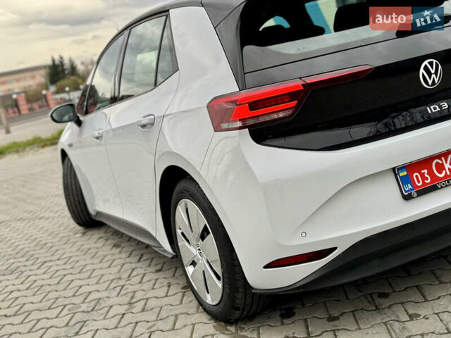 Фольксваген ID.3 2021 в Дрогобыче на Automoto.ua Белый Фольксваген ID.3, объемом двигателя 0 л и пробегом 183 тыс. км за 14350 $, фото 23 на Automoto.ua