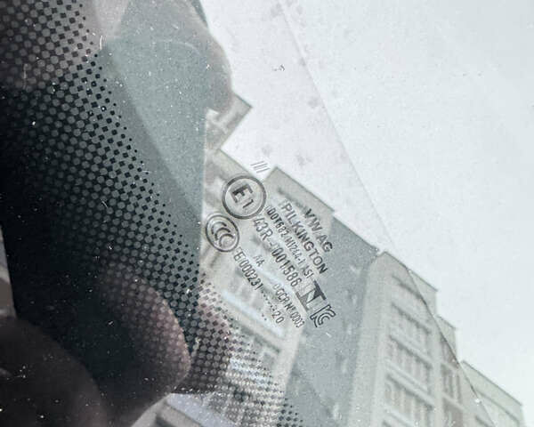 Білий Фольксваген ID.3, об'ємом двигуна 0 л та пробігом 84 тис. км за 17400 $, фото 107 на Automoto.ua