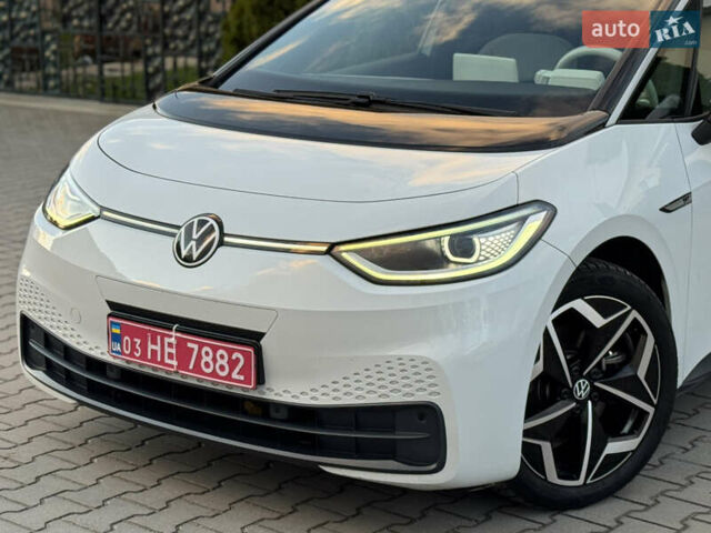Білий Фольксваген ID.3, об'ємом двигуна 0 л та пробігом 130 тис. км за 16700 $, фото 14 на Automoto.ua